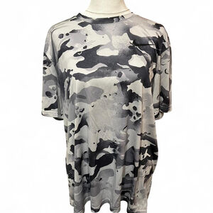 Men's Multi-Coloured Camouflage Compression Nike T-Shirt Size Large